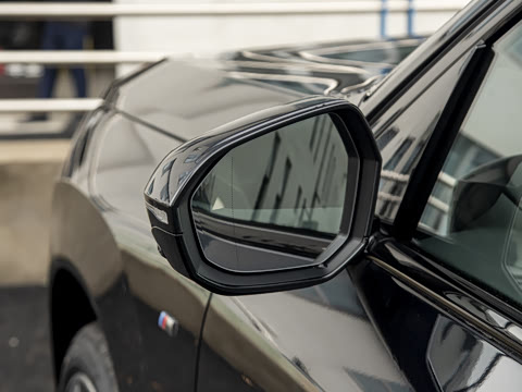 2026�� xDrive30L ������ M�˶���ҹ��װ