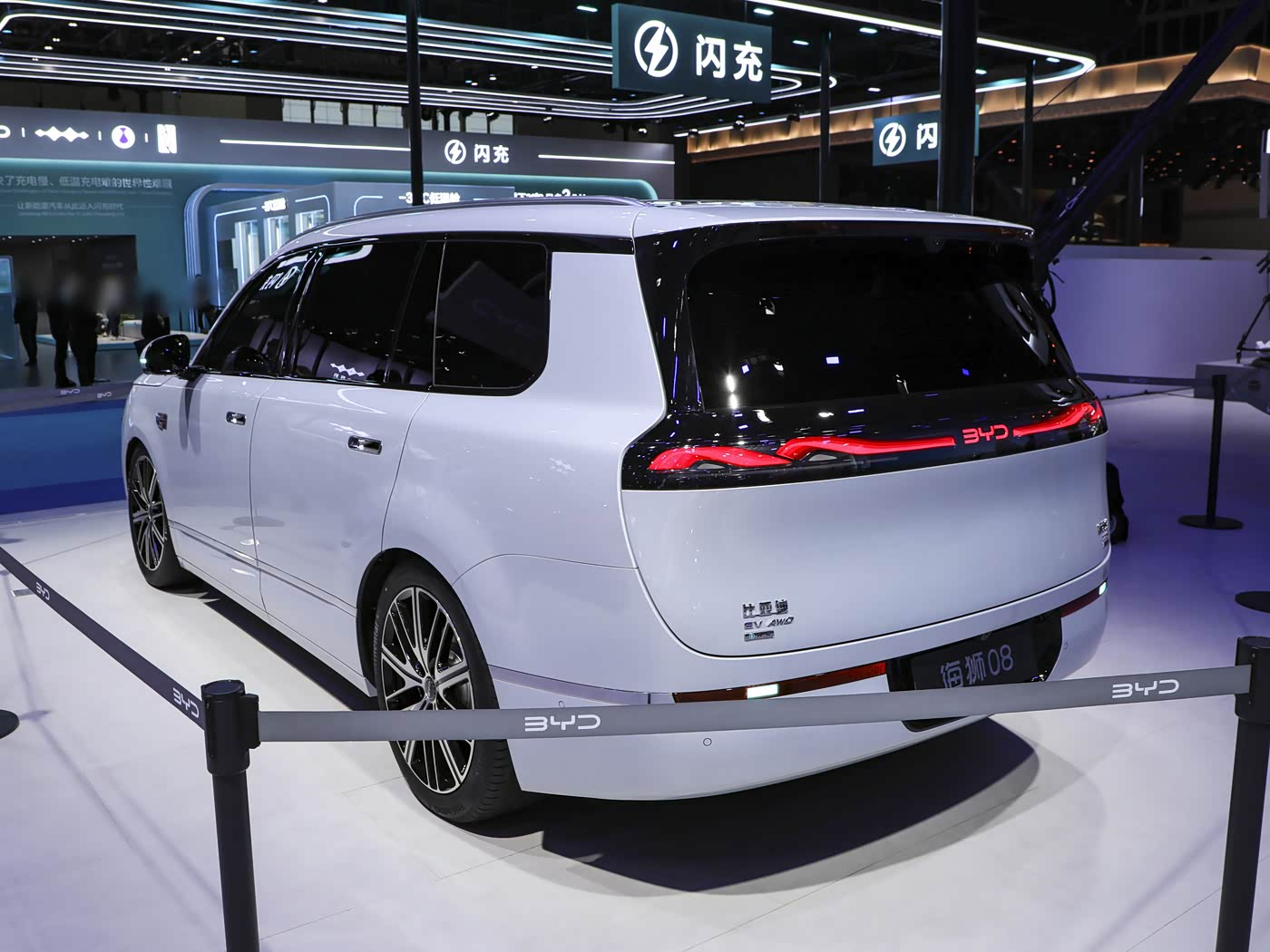 1400x1050_autohomecar__ChxpVWnu_IOAKStNADh-P75I8As164.jpg