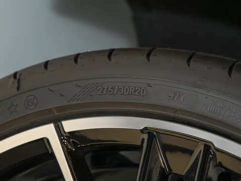 2022�� 840i ˫�Ž��ܳ� M�˶���װ