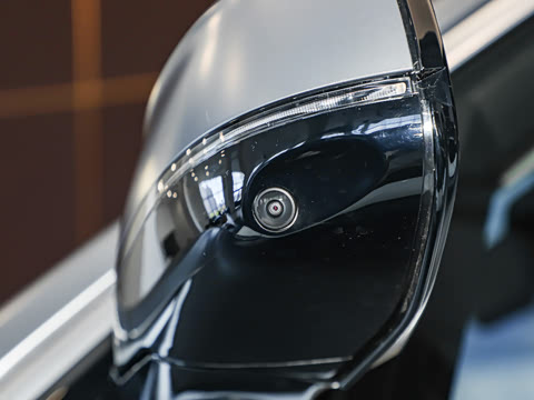 2024�� xDrive40i �����ͺ�����װ