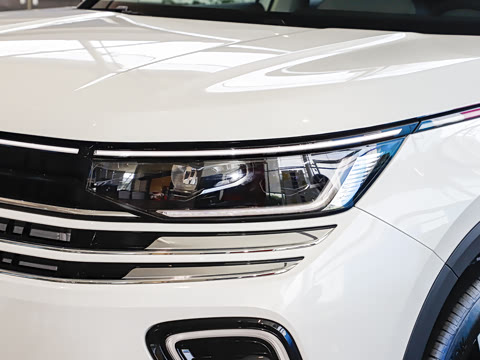 2025��  330TSI ����Ѳ�� ������