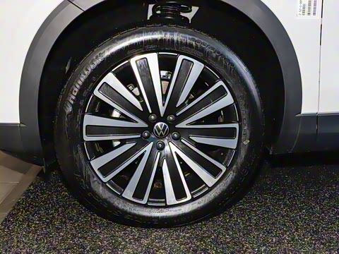 2025��  330TSI ����Ѳ�� ������