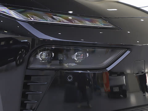 2025�� ���� 650MaxѲ����