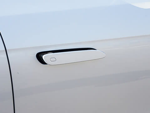 2025�� EV 670KM�����״�������