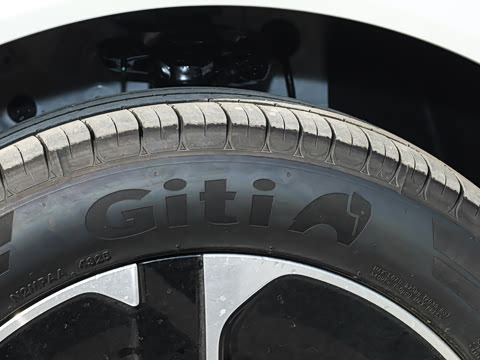 2025�� ���� Pro