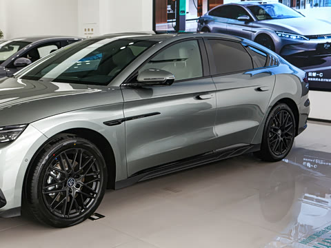 2026�� EV �Ǽݰ� 705KM���������
