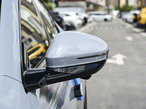 2025�� �Ŀ� Ultra���������