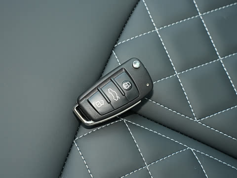 2025�� 35TFSI ʱ�ж�����