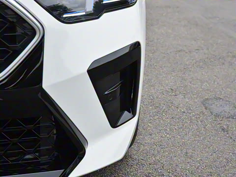 2025�� sDrive25i M�˶���װ