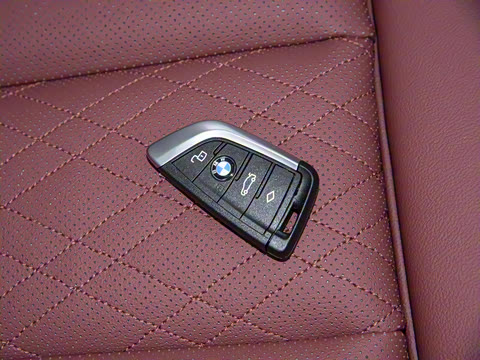 2026�� eDrive 40 L ��ҹ�˶���װ