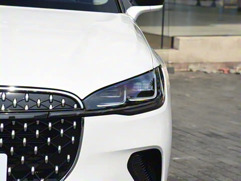 2025�� 2.0T ����������