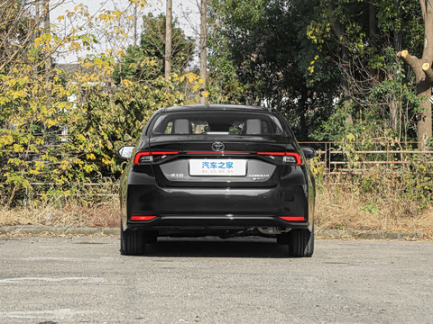 2026�� 1.8L ˫�� ��Ӣ��