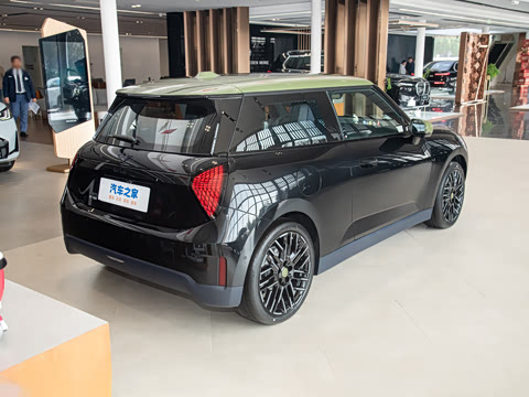 2025�� PAUL SMITH ���ʦ��