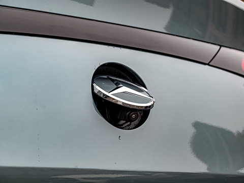 2025�� �Ŀ� GLC 300 4MATIC ����SUV