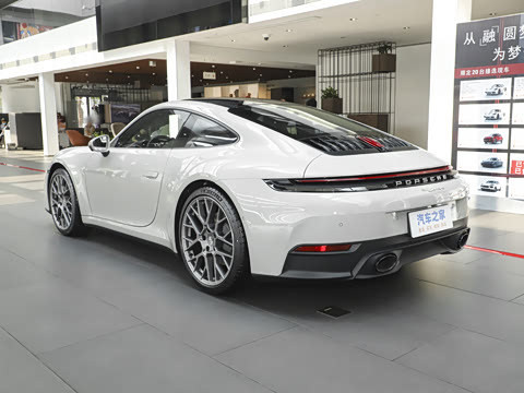 2026�� Carrera 3.0T