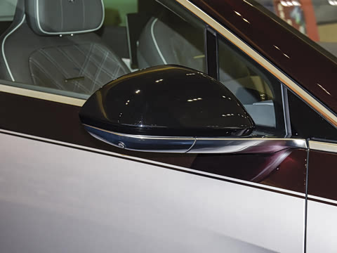 2025�� 102kWh ��ƽ���ر��