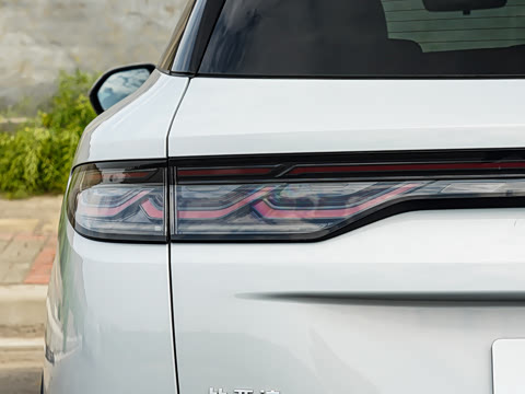 2026�� 605KM ��Խ��