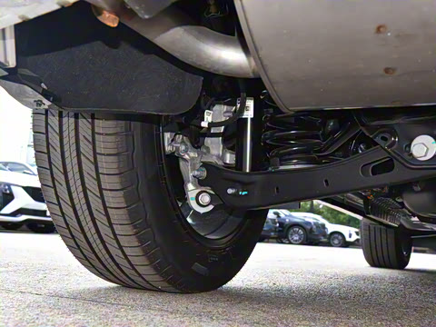 2025�� 2.0T �󶼻���