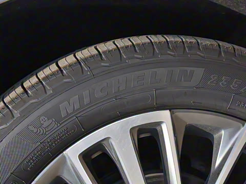 2025�� 2.0T �󶼻���