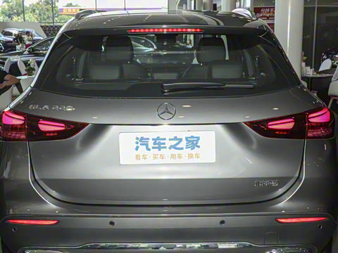 2025�� �Ŀ� GLA 220