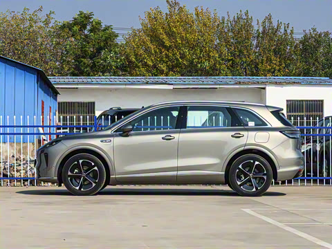 2025�� ���� Pro