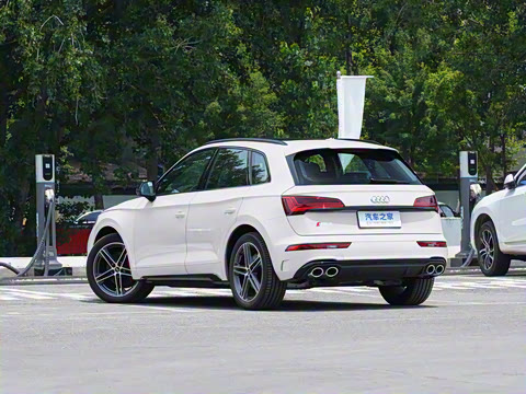 2024�� 3.0 TFSI quattro