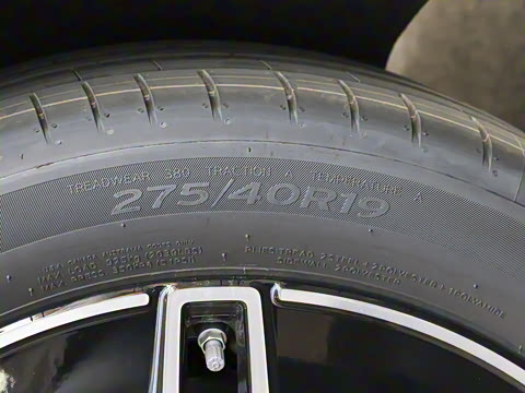 2026�� E 300 ʱ�����˶���