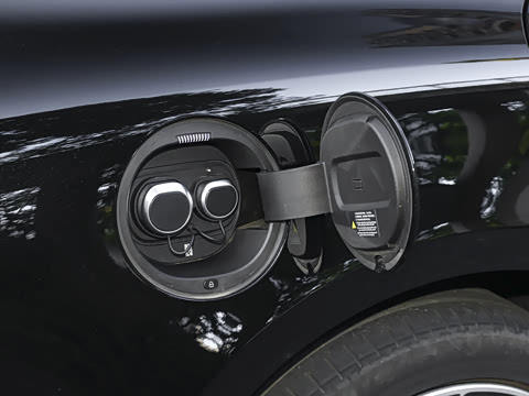 2025�� PHEV �����콢��