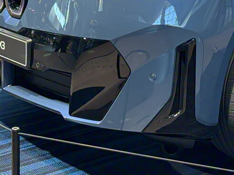 2026�� 50 xDrive