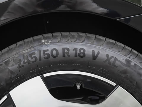 2026�� 2.0T ����M900