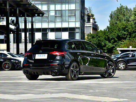 2026�� AMG A 35 4MATIC