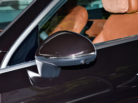 2026�� GLC 300 L 4MATIC ������ 7��