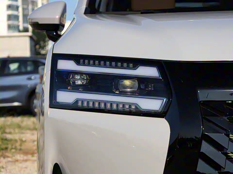 2025�� 1.5T CVT ��Ӣ��