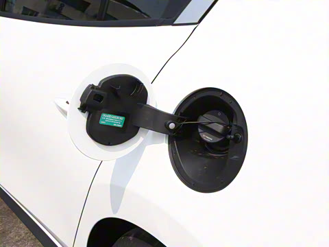 2025�� 2.0L �Զ����Ű�