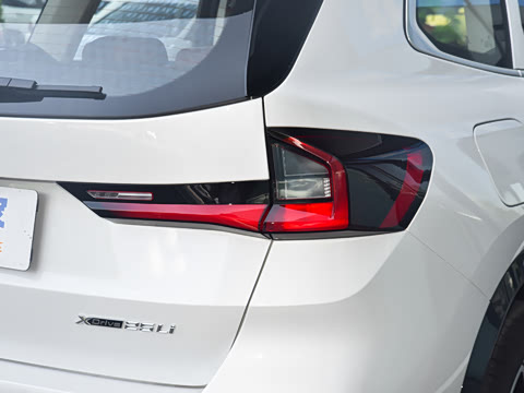 2025�� xDrive25Li X�����װ