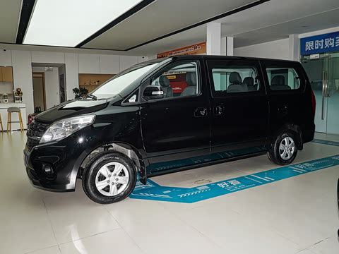 2027�� 2.0L ������ 7��