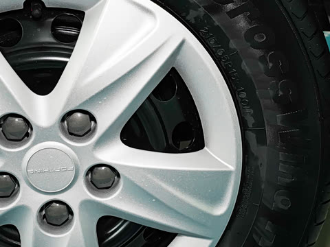 2027�� 2.0L ������ 7��