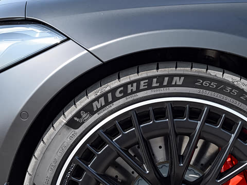 2026�� AMG CLE 53 4MATIC+ ������ܳ�