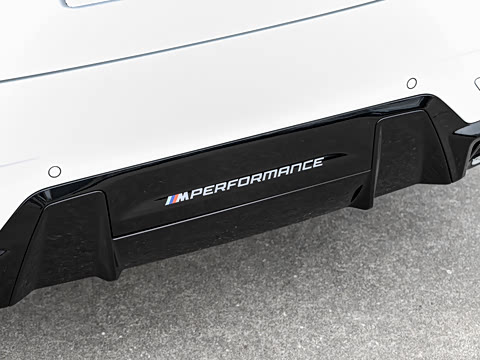 2026�� 330Li ������ M�˶���ҹ��װ