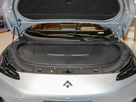 2025�� �Ŀ� 710 Max��