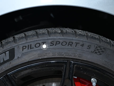 2026�� M3���а� M xDrive ������