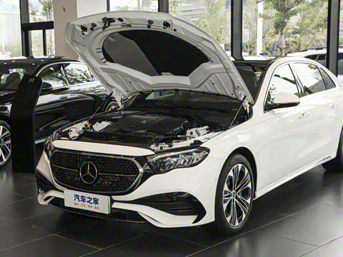 2024�� E 350 e L ���ʽ��϶����˶��γ�