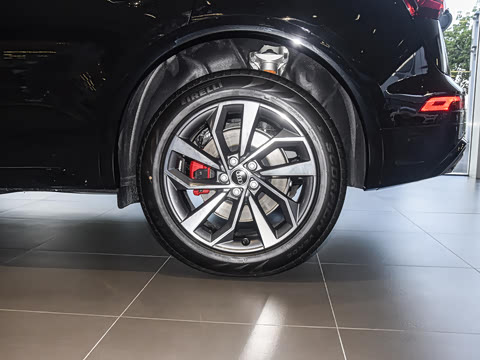 2026�� 45�����ذ� 40 TFSI ʱ�ж�����