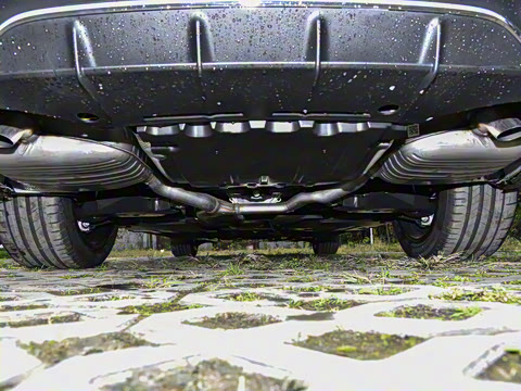 2026�� E 300 L �����˶���