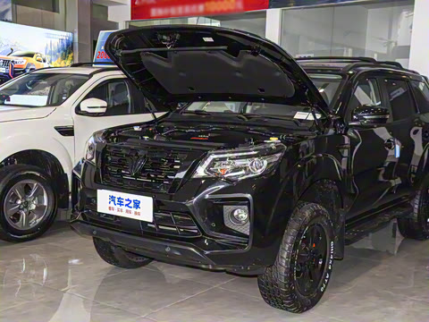 2025�� 2.0T ��������ʿ��