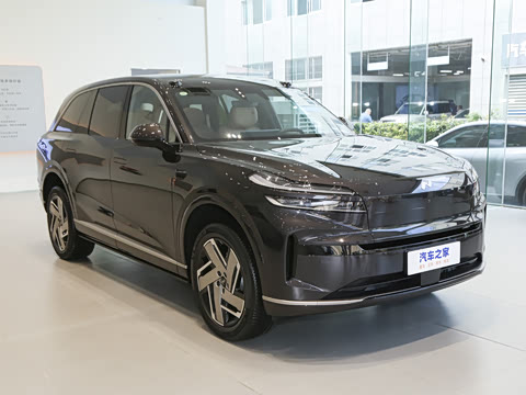 2025�� Max ������