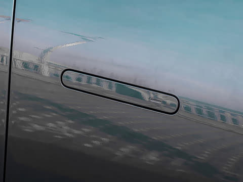 2025�� 702 Max