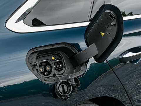 2026�� 220km ������ҫ��