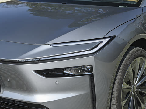 2026�� 710 Ultra�����״��