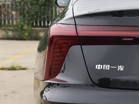 2026�� 2.0T �Զ���ӰPro��